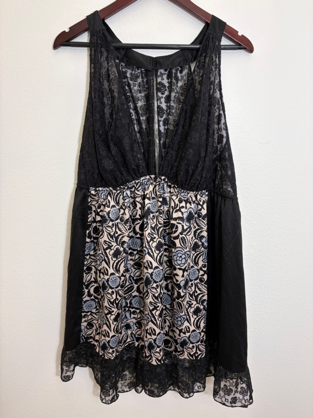 Sophie Theallet for Cacique Black Floral Lace Sleeveless Shirt